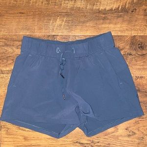 Lululemon On The Fly Short